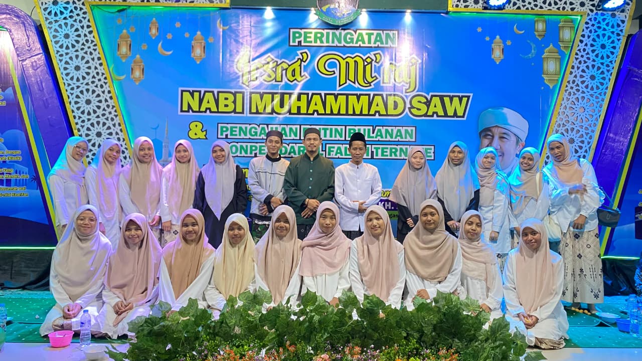 KH Ahmad Sadid Jauhari Ajak Mahasantri Teladani Spirit Isra’ Mi’raj di Ponpes Darul Falah Ternate